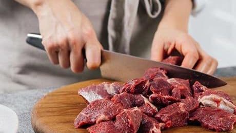 Bayram sofrası sağlığınızı bozmasın! Eti böyle tüketin: 'Yağa yağ eklemeyin'