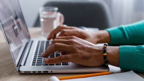 Kommunikation: Warum Sie nie mehr "Sehr geehrte" in E-Mails schreiben sollten