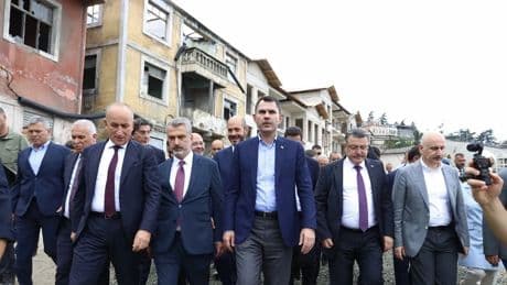 Bakan Kurum'a Trabzon'da deprem bölgesi teşekkürü! Türkiye sizi asla unutmayacak