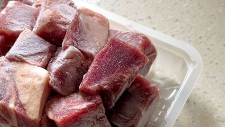 Gesundheitsrisiko - So taut man Fleisch richtig auf – und vermeidet gefährliche Keime