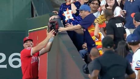 Sofortiger Stadion-Verweis! - Fan versaut Mega-Catch