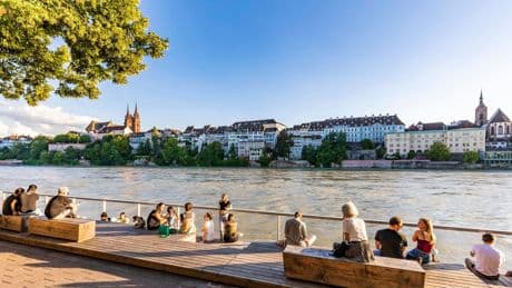 Schweiz: Baden in Basel: Warum die Schweizer Stadt vom Wasser aus am schönsten ist
