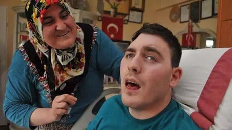 Kimliği belirsiz felçli Rus gence 10 yıl annelik yapmıştı! Gülsüm Ana'nın hayatı film oluyor