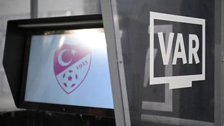 Trabzonspor - Galatasaray maçının VAR hakemi belli oldu
