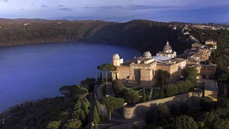 Dans les secrets de Castel Gandolfo, la résidence d’été des papes