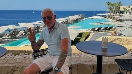 Woman 'thought she was at hotel with Wayne Lineker' until she discovered truth