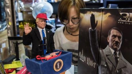 Gros bébé ou brosse pour W-C : les internautes chinois se payent la figure de Donald Trump
