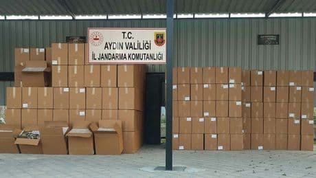 Aydın'da 4,5 milyon liralık boş makaron ele geçirildi; 2 gözaltı