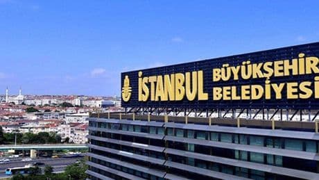 İBB’ye 3. dalga operasyon: Siyasilerden peş peşe tepki!