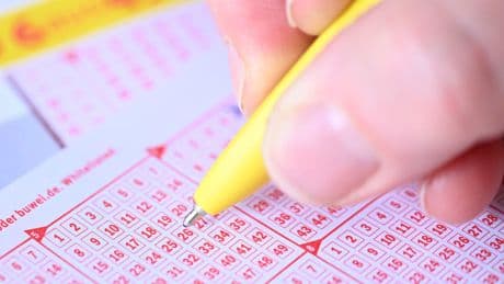 Mit Systemschein beim Eurojackpot - Deutscher gewinnt 1,3 Millionen Euro im Lotto