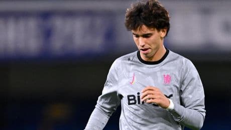 Ofensiva final por Joao Félix