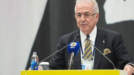 Fenerbahçe Başkan Vekili Erol Bilecik istifa etti