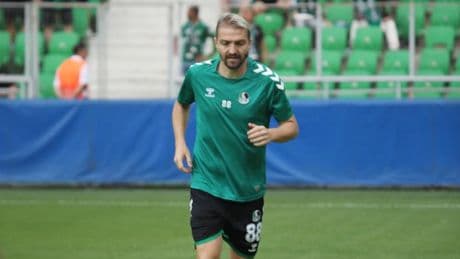 Caner Erkin ilk maçında kırmızı kart gördü