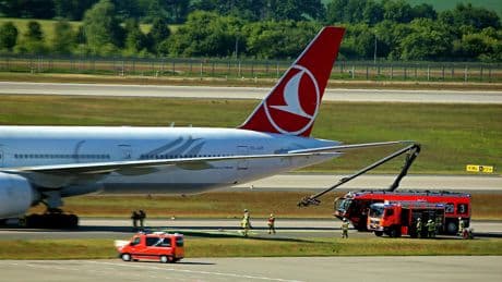 Bei Landung von Turkish-Airlines-Flug - Feueralarm an Berliner Flughafen