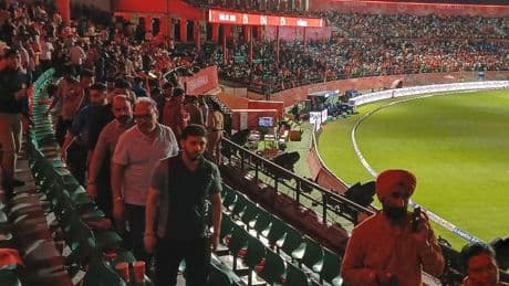Conflict Pakistan en India leidt tot abrupt stilleggen competitie met marktwaarde van 10 miljard euro