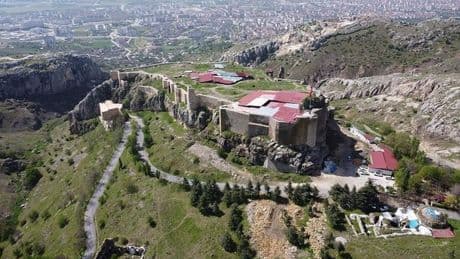Elazığ'daki Harput Kalesi'nde kazı sezonu başladı