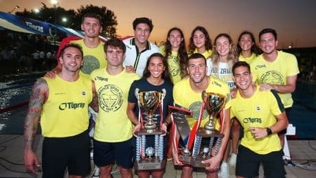 Fenerbahçe yüzme şubesi, Türkiye Şampiyonası’nda 6 kupanın 5'ini kazandı