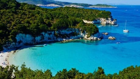Beautiful European beach ranked 'world best' on tiny island tourists rarely visit