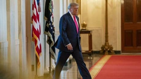 Trump, vittoria sullo ius soli: la Corte Suprema Usa limita i tribunali. Donald esulta: «Enorme successo»