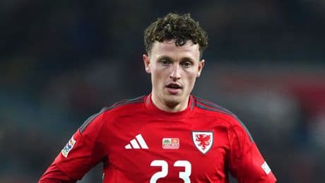 Wrexham break transfer record to sign Ipswich striker Nathan Broadhead