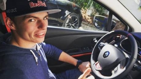 De eerste auto van Max Verstappen en zoveel kost-ie als occasion