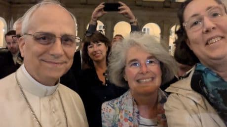 El Papa inicia su mandato con estilo conciliador para cerrar heridas