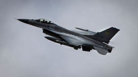 Angriffe aus Russland: So will die Ukraine ihre F-16-Kampfjets schützen