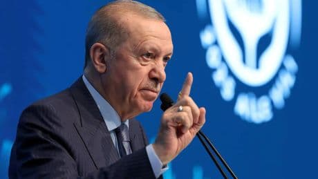 Erdoğan’a TSK üzerindeki yetkisine tepkiler sürüyor: 'Orduyu siyasallaştıracak girişim'