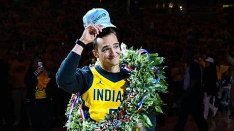 La NBA y los Pacers reconocen el hito histórico de Àlex Palou