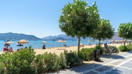 Turkey holidaymaker slams popular resort as she brands it a 'rip off'
