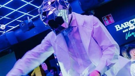 Velvet, la nueva discoteca de Bilbao, llena a reventar en su estreno
