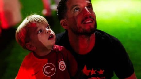 Mertens’in oğlu Ciro’nun eğlenceli anları