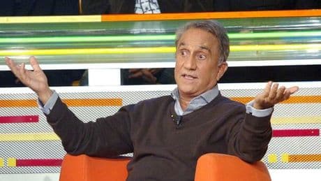 Emilio Fede e la notte delle bandierine sbagliate, il sondaggista Crespi: «Errore suo, io non c'entro nulla»