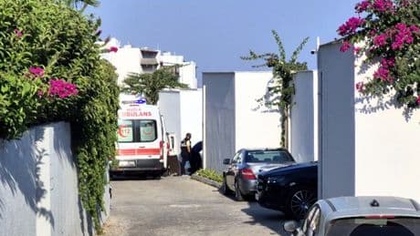 Tatil sitesinde korkunç olay, evde iki genç ölü bulundu