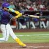 Gurriel singles in winning run in the 11th in the Diamondbacks' 6-5 victory over the Reds