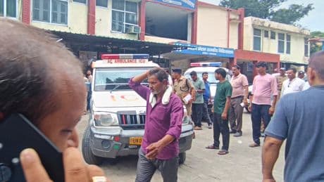Crowd surge at Hindu temple in northern India leaves at least 6 people dead