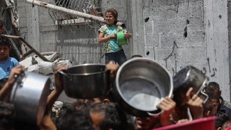 Conflit au Proche-Orient, jour 587 : Trump reparle de son plan pour Gaza, frappes meurtrières