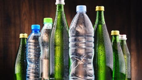 Perrier, Vittel, Hépar, Volvic... Les grandes sources d’eau minérale françaises luttent pour leur survie