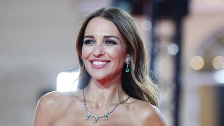 Paula Echevarría (48 años): "Esta bruma jamás falta en mi bolso. Hidrata el rostro y evita la aparición de arrugas"