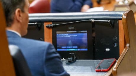 IU pide garantías de que el espionaje informático del Senado no se ha producido en el Congreso