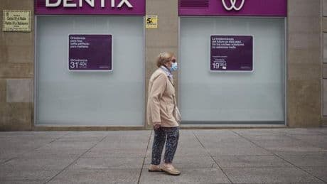 El juez avala que el fondo KKR pague cerca de 300 millones a los acreedores de Dentix, la cadena dental que quebró en 2020