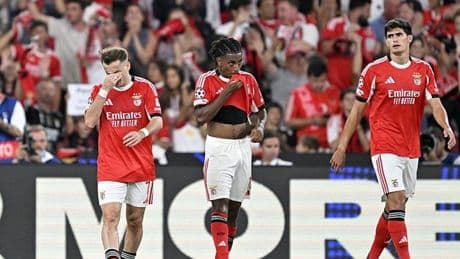 Benfica-Fenerbahçe maçı yurt dışında gündem oldu! İşte atılan manşetler