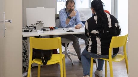 Six jours de carence pour les arrêts de travail ? Attention, terrain (très) glissant