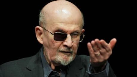 Attentat auf Salman Rushdie – Gericht verurteilt Angreifer zu 25 Jahren Haft
