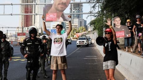 U.S. and Israeli Officials Float Idea of ‘All or Nothing’ Gaza Deal