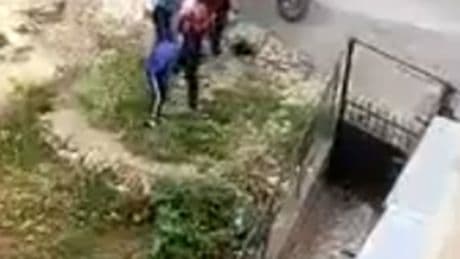 Vatandaşı darp eden 2 polise görevden uzaklaştırma