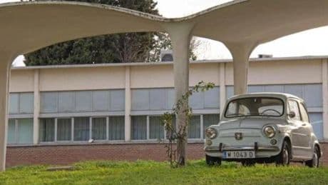 El misterioso Seat 600 que lleva 50 años aparcado en el mismo sitio en Madrid