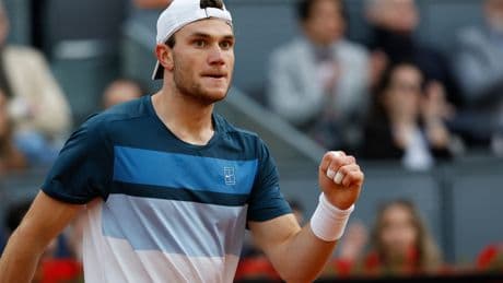 Zverev y Draper debutan en Roma con un triunfo fácil y Rune sufre mucho ante el argentino Comesaña