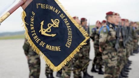 France: quatre anciens parachutistes accusent leurs supérieurs de violences et harcèlement
