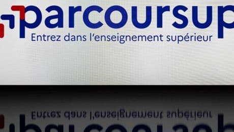 Bac : entre contrôle continu, épreuves terminales et Parcoursup, les « pressions contradictoires » autour des notes